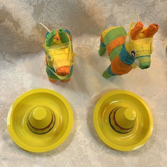 2 Piñatas Miniatures Decorations With Hats 7 Inches Tall Cinco De Mayo Day Dead - Picture 3 of 7